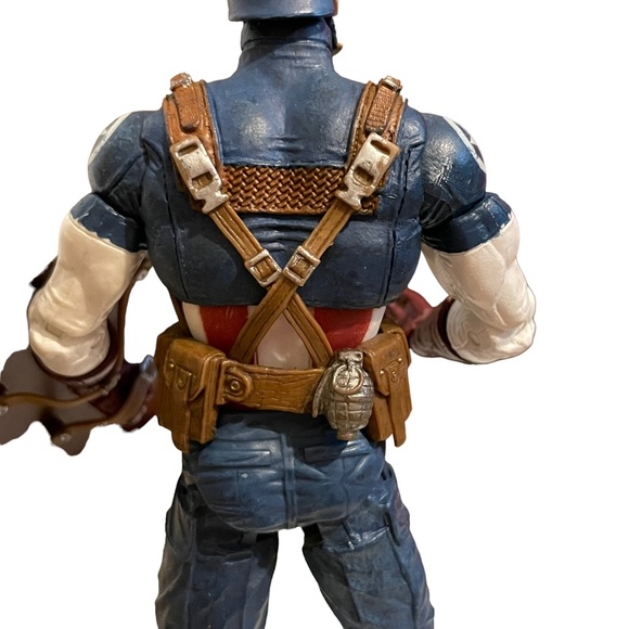Marvel Select Ultimate Captain America | Diamond Select | Loose Action Figure - Picture 9 of 15